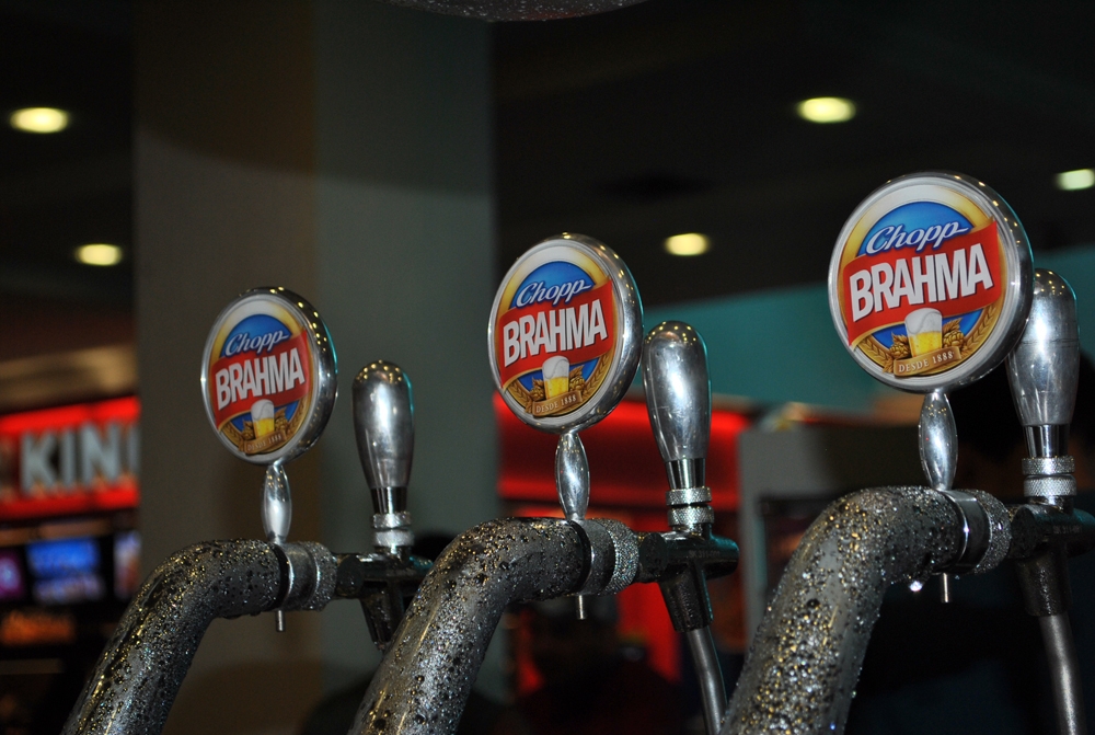 Quiosque Chopp Brahma inaugura no Bella Città Shopping