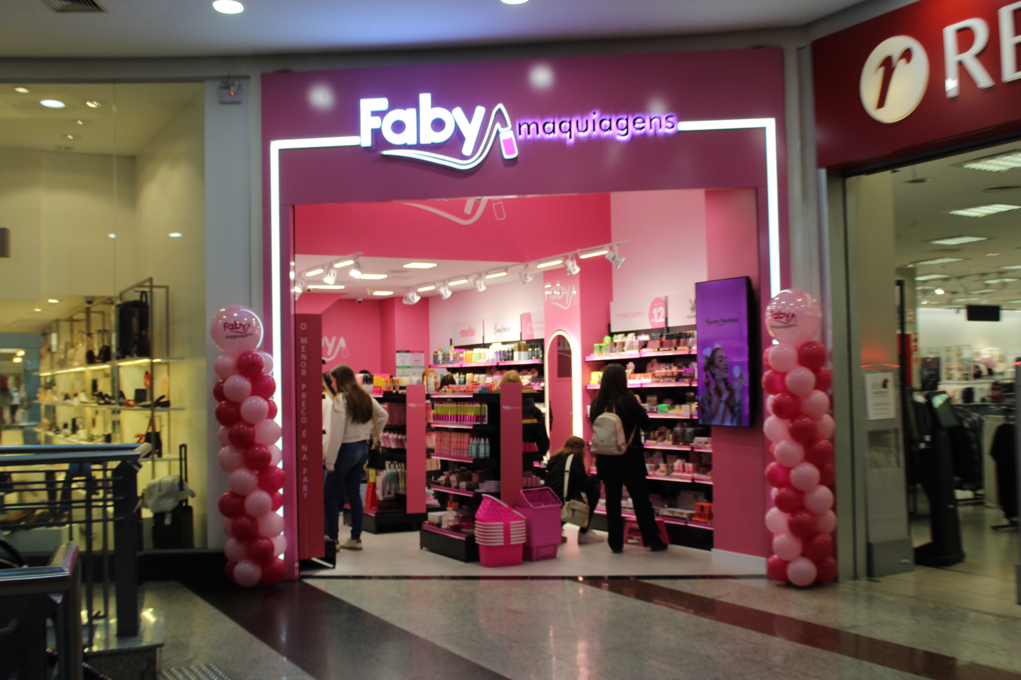 Faby Maquiagens